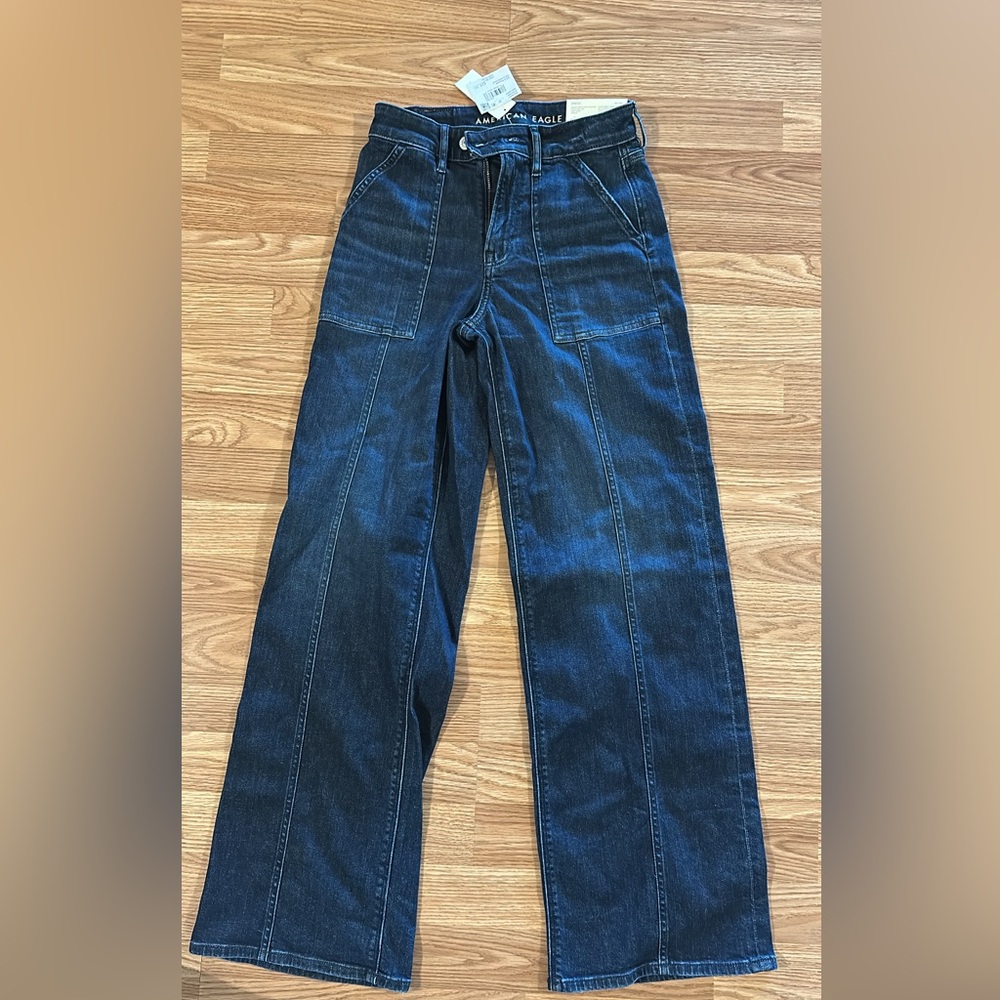 American Eagle Outfitters Wide Leg Jeans. NWT. Size 0.